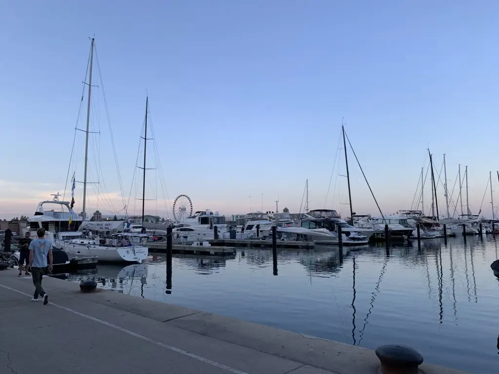 monroe harbor chicago